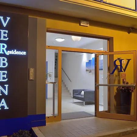 Apartahotel Verbena 3*